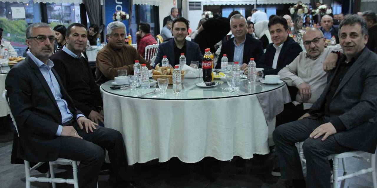 İhlas Çalışanları İftarda Buluştu