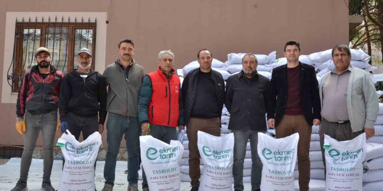 Üreticilere Hibe Destekli 96 Ton Yem Bitkisi Tohumu Dağıtıldı