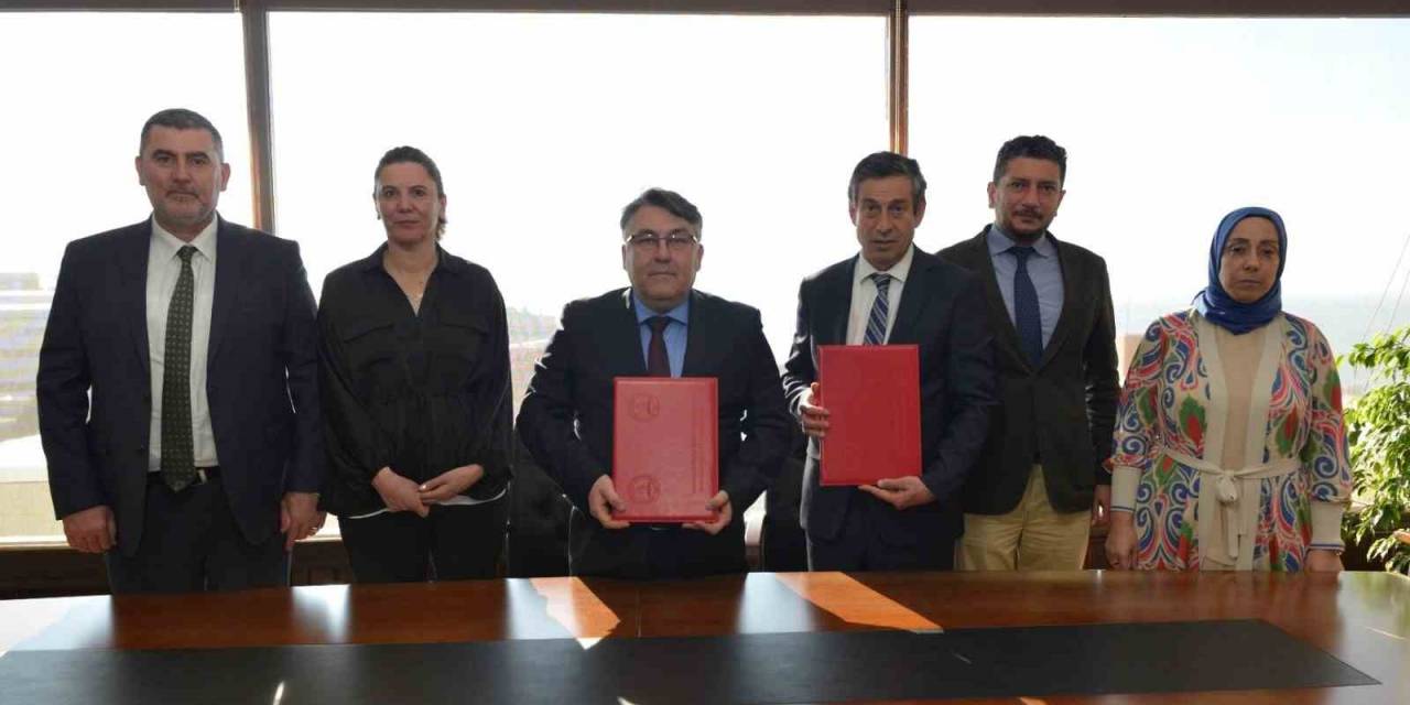 Zbeü İle Türkiye Üniversite Sporları Federasyonu Arasında Protokol İmzalandı