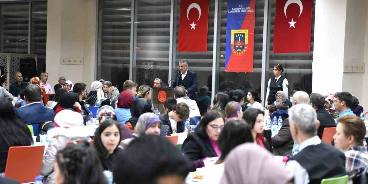Vali Tuncay Akkoyun, Şehit Aileleri, Gaziler Ve Yetim Çocuklarla İftarda Bir Araya Geldi