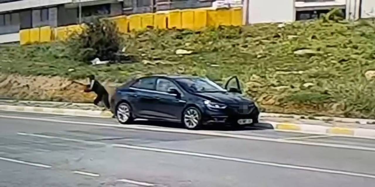Pendik’te Otomobile Ateş Açıldı; 1 Ölü, 1 Yaralı
