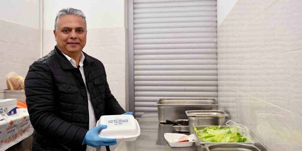 ‘okul Beslenme Menüsü’ Programından 900 Öğrenci Faydalanıyor