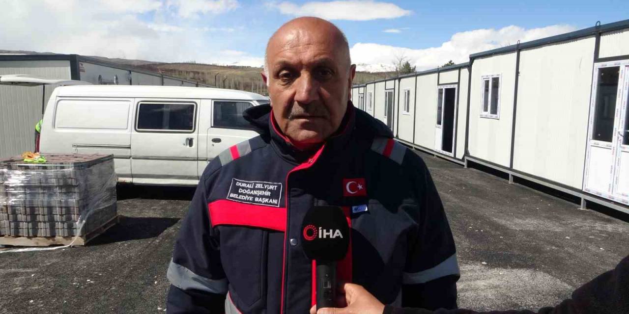 Malatya’da Depremzede Esnaf İçin Konteyner Çarşı Kuruluyor