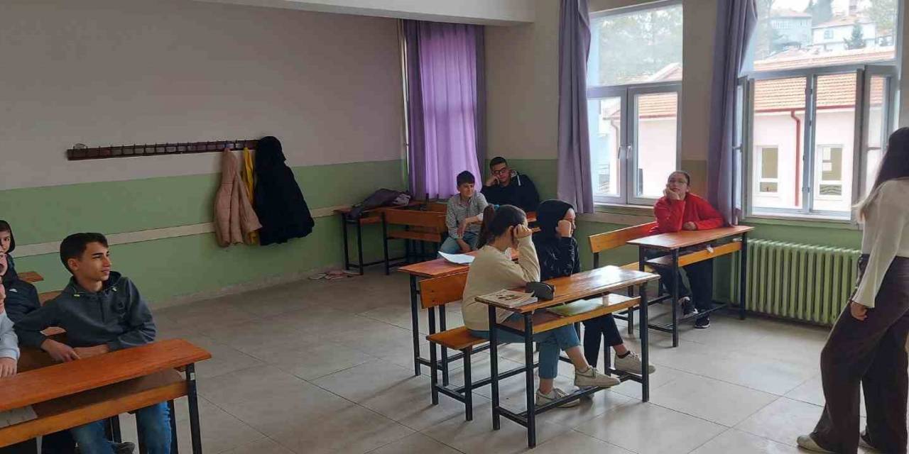 Hisarcık’ta Lise Öğrencilerine Psikososyal Destek, Deprem Psikoeğitim Eğitimi