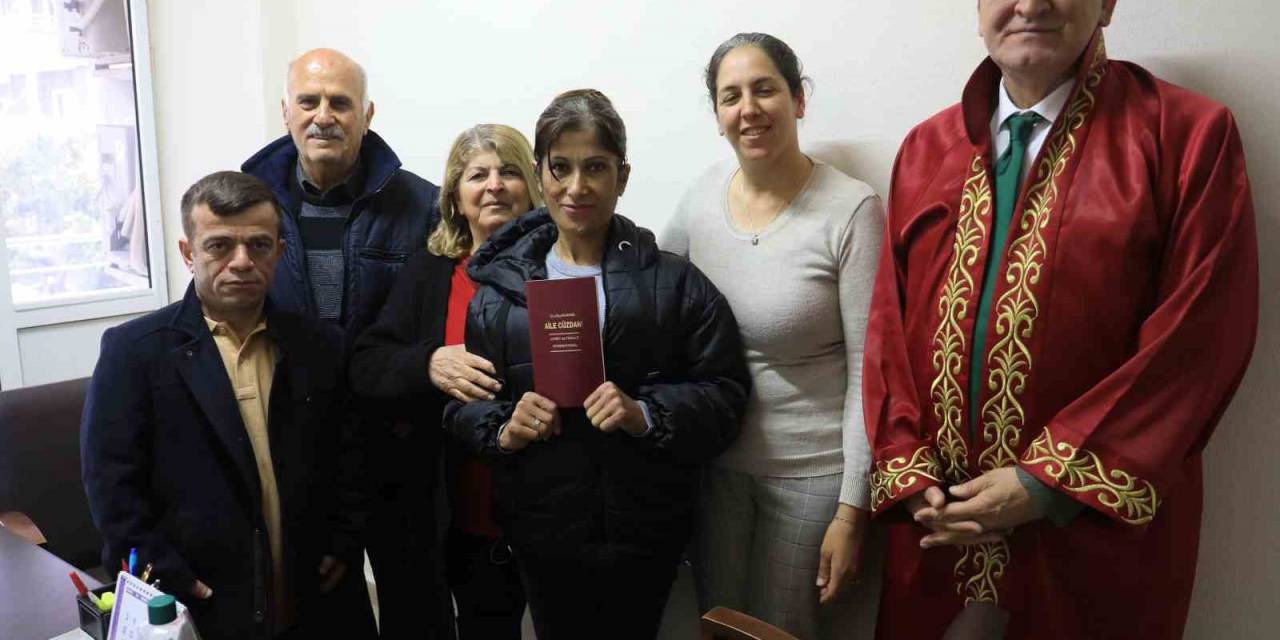 Depremzede Çift Marmaris’te Evlendi