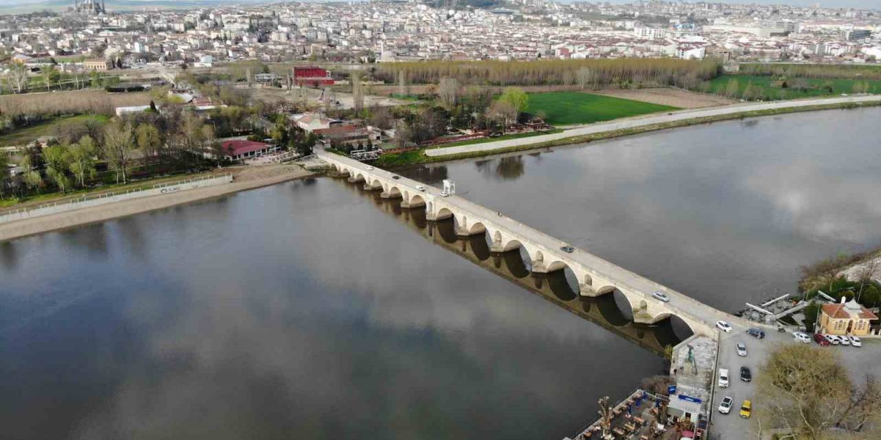 Edirne’de Son Yağışlarla Birlikte Tunca Ve Meriç Nehirleri’nin Debisi 2 Kat Arttı