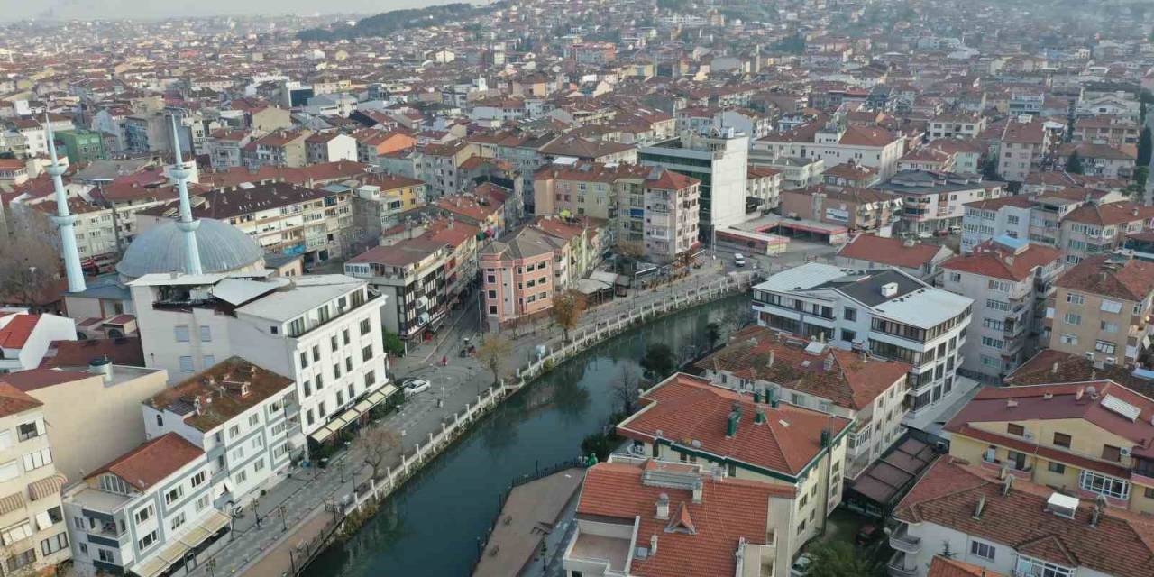 2021’de Yurtdışından Yalova’ya 11 Bin Kişi Göç Etti