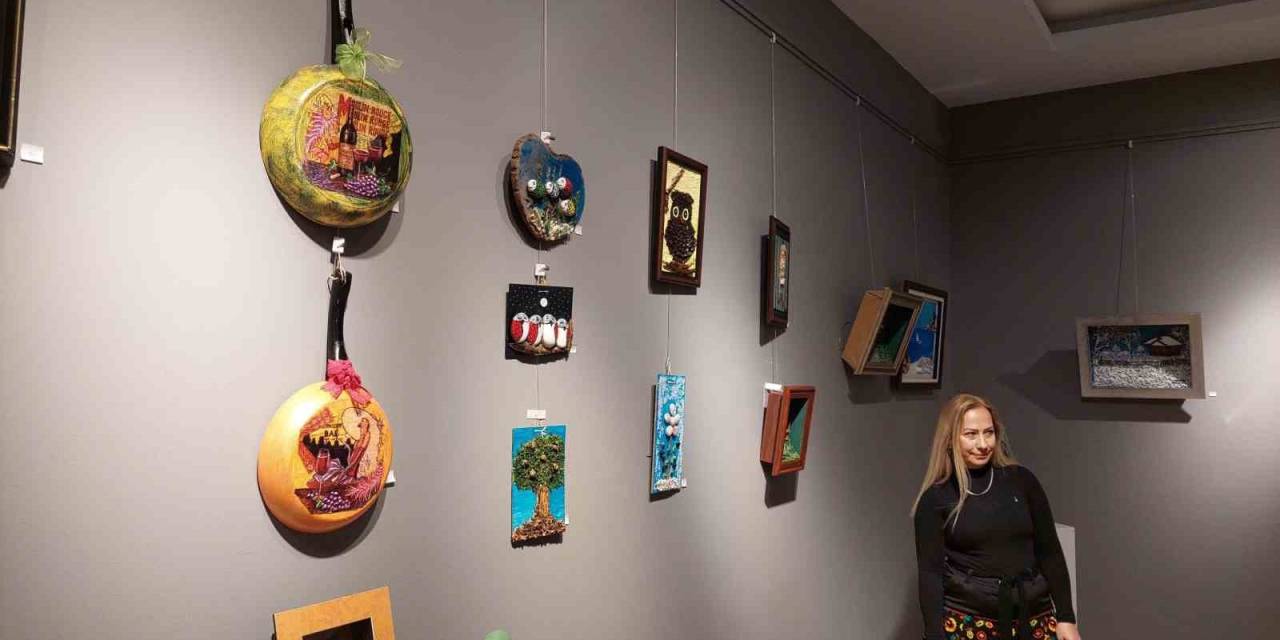 Tekirdağ’da Depremzedeler Yararına Resim Sergisi