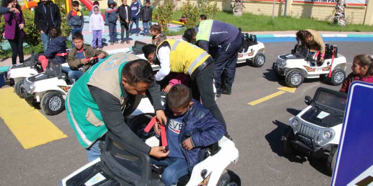 Haliliye’de Çocuklara Trafik Bilincini Aşılanıyor