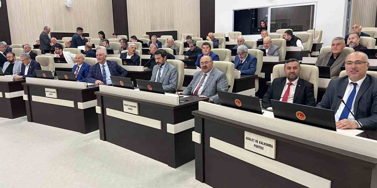 Mhp’li Meclis Üyesi Faruk Kökçür: “tiktok Uygulaması Türkiye’de Yasaklansın”