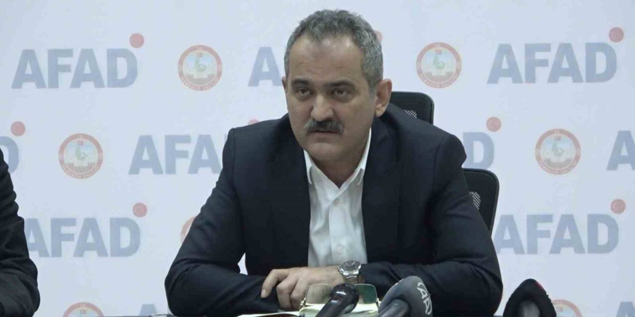 Bakan Özer: "bugün İtibariyle 25 Bin 883 Öğrencimiz Diğer İllerden Geri Döndü"