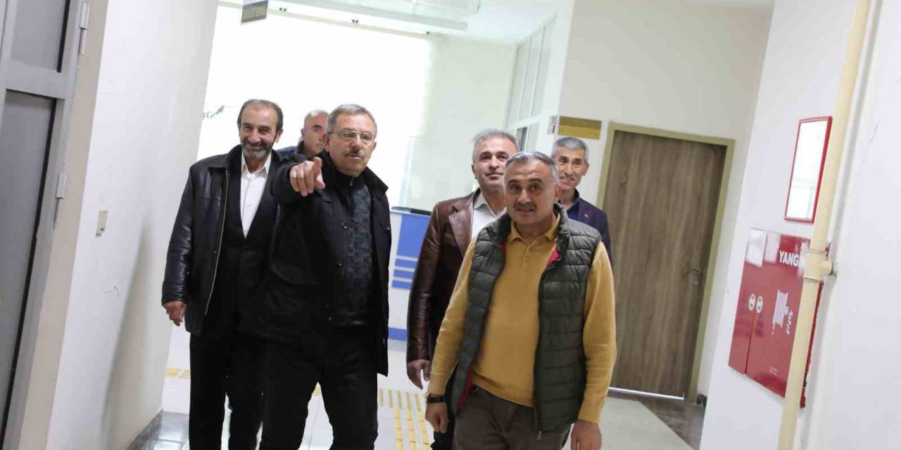 Develi Belediyesi’nden Göksun Belediyesi’ne ‘kardeşlik Ziyareti’