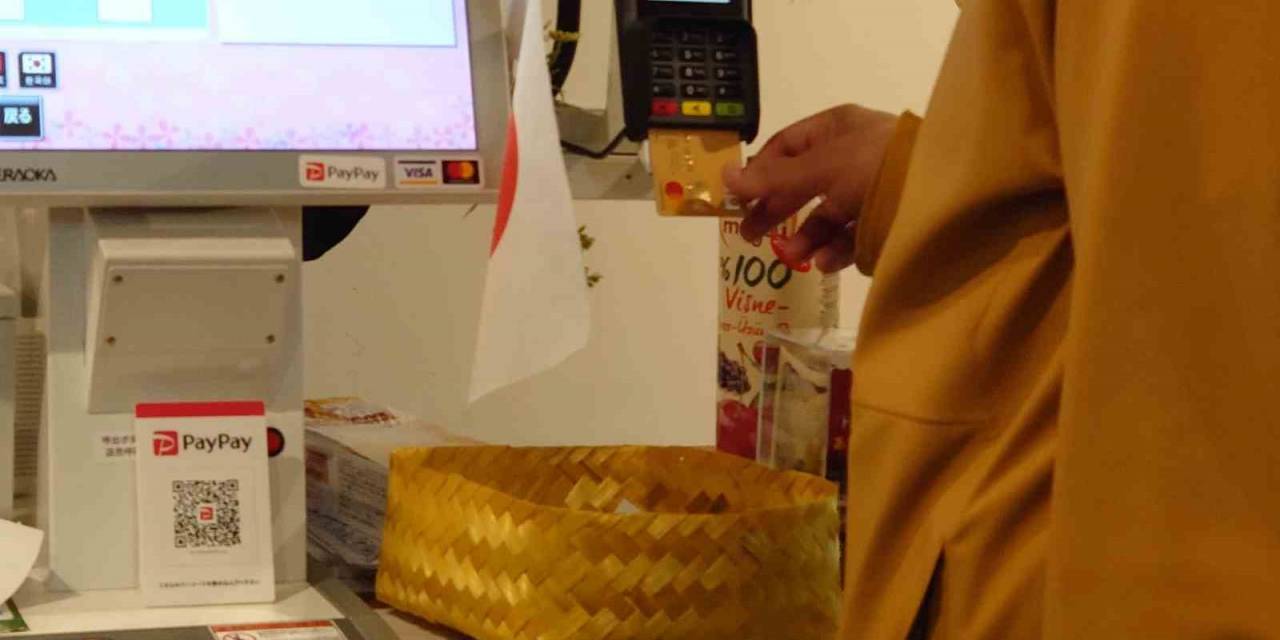 Tokyo’daki Helal Market’e Yoğun İlgi