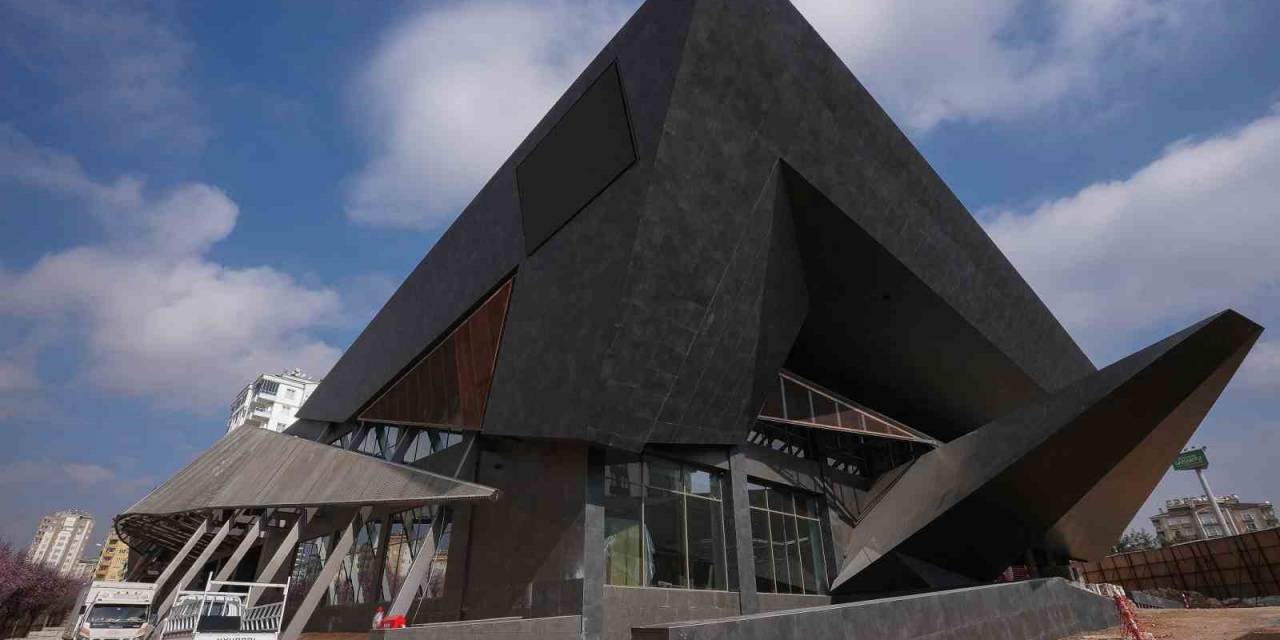 D.t. Şehitkamil Sahnesi’nde Geri Sayım Başladı