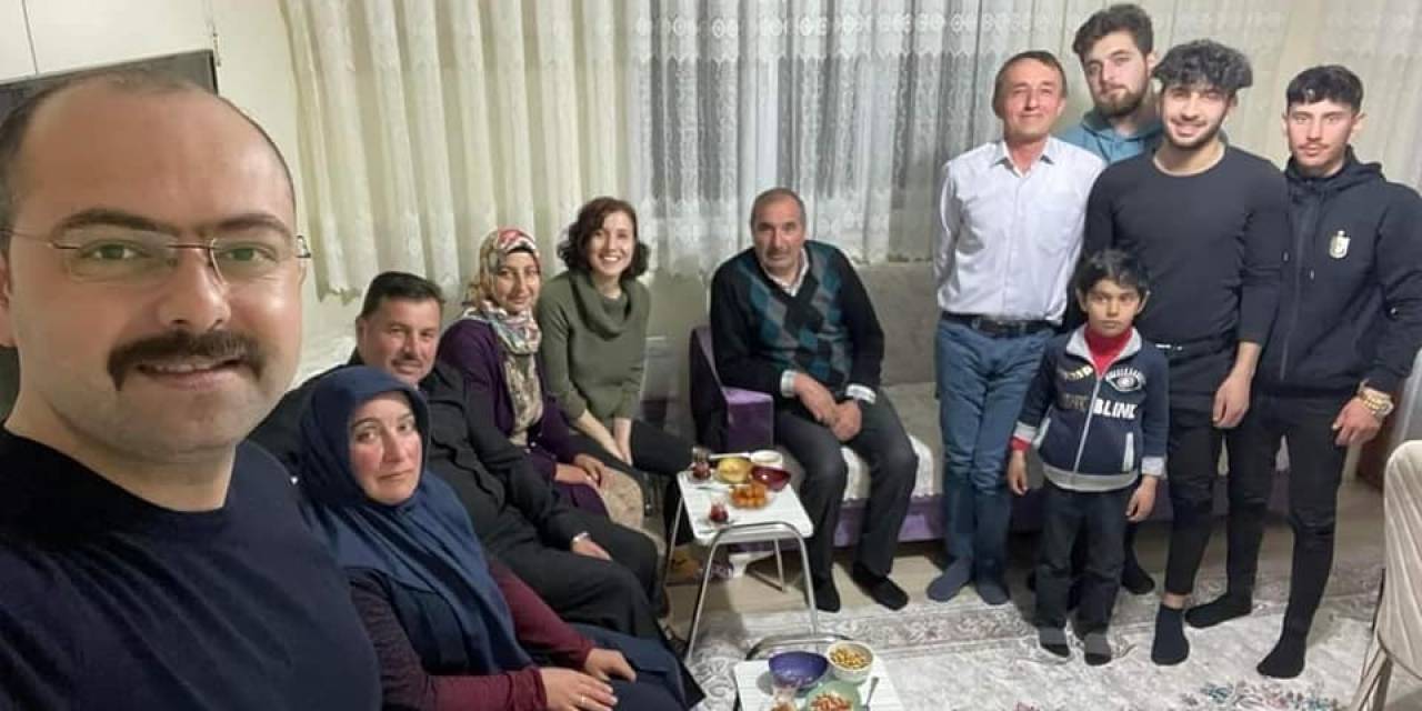Başkan Kavaklıgil, Vatandaşların Sorunlarını İftar Sofrasında Dinliyor