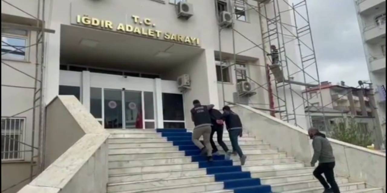 Iğdır’da Ayakkabı İçinde Uyuşturucu Ele Geçirildi