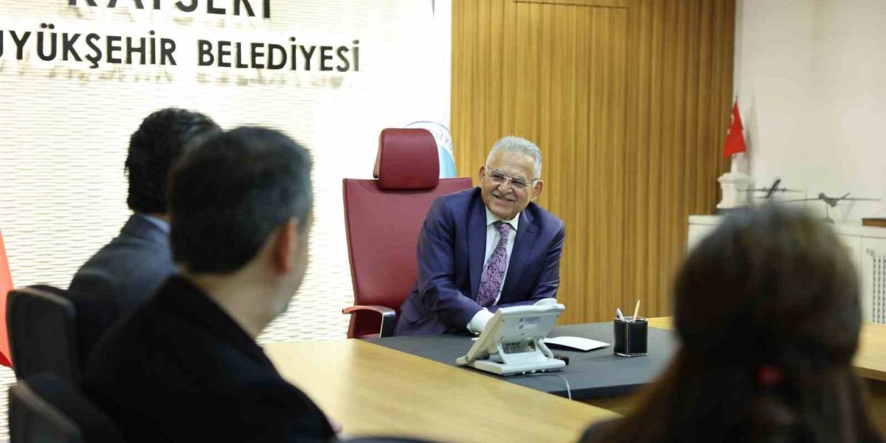Başkan Büyükkılıç’a Ak Parti Kocasinan İlçe Teşkilatının Yeni Yönetiminden Ziyaret