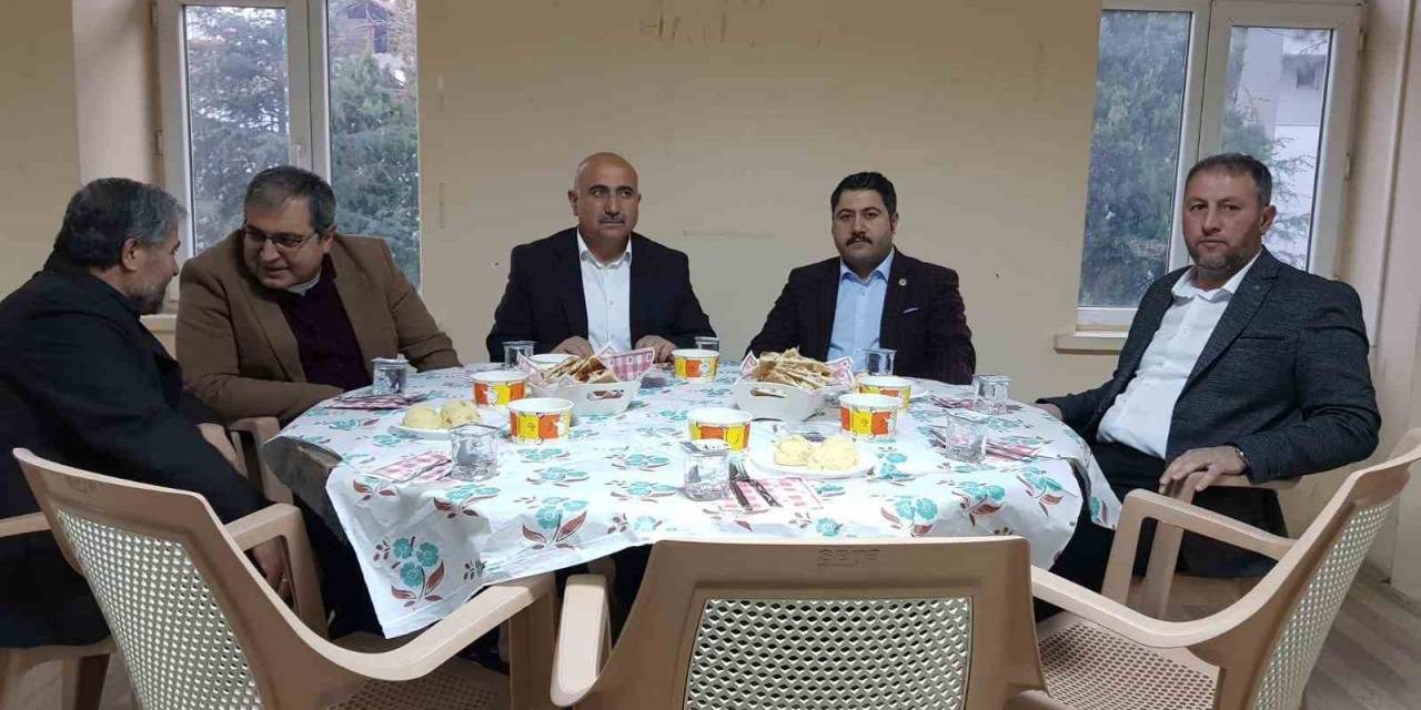Bayat Belediyesi’nden Kamu Çalışanlarına İftar