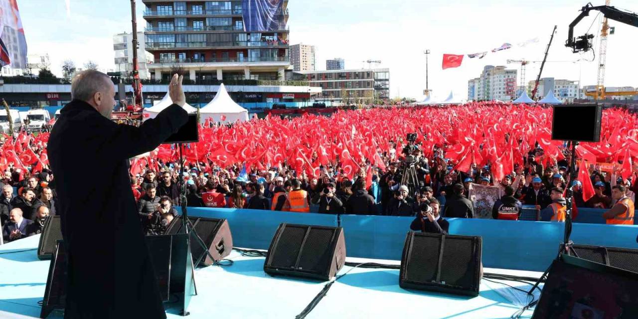 Cumhurbaşkanı Erdoğan: “kimileri Sadece Laf Yapar, Kimileri De İşte Böyle İş Yapar, Hizmet Yapar”