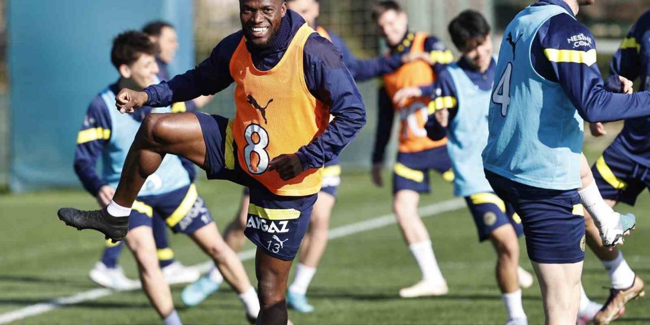 Fenerbahçe, Fatih Karagümrük Maçı Hazırlıklarına Devam Etti