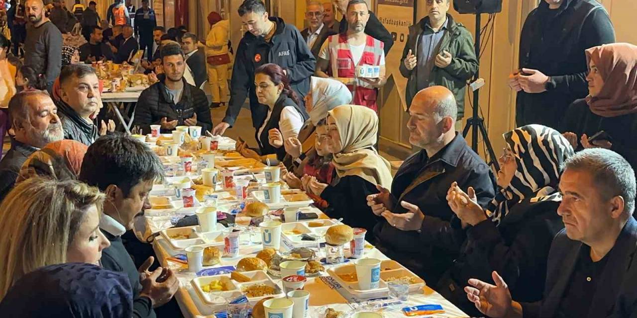 Bakan Soylu: "iskenderun’da Depremde Yıkılan Ve Acil Yıkılması Gereken Bina Enkazlarının %65’i Kaldırıldı"