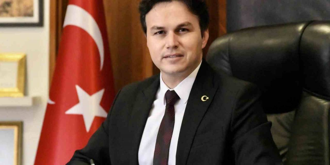 İyi Partili Demre Belediye Başkanı, Temayül Yoklamasında Hile Yapıldığı İddiasıyla Partisinden İstifa Etti