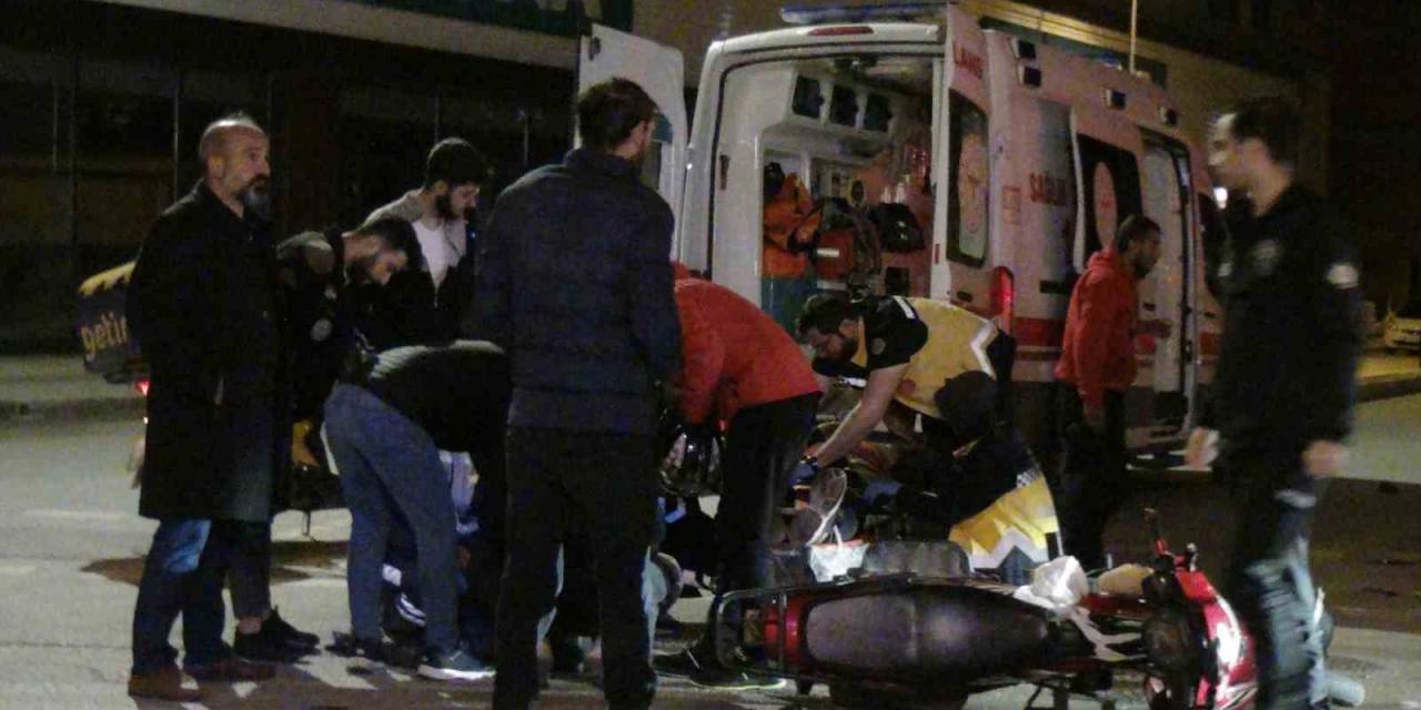 Motosiklete Çarpan Otomobil Olay Yerinden Kaçtı