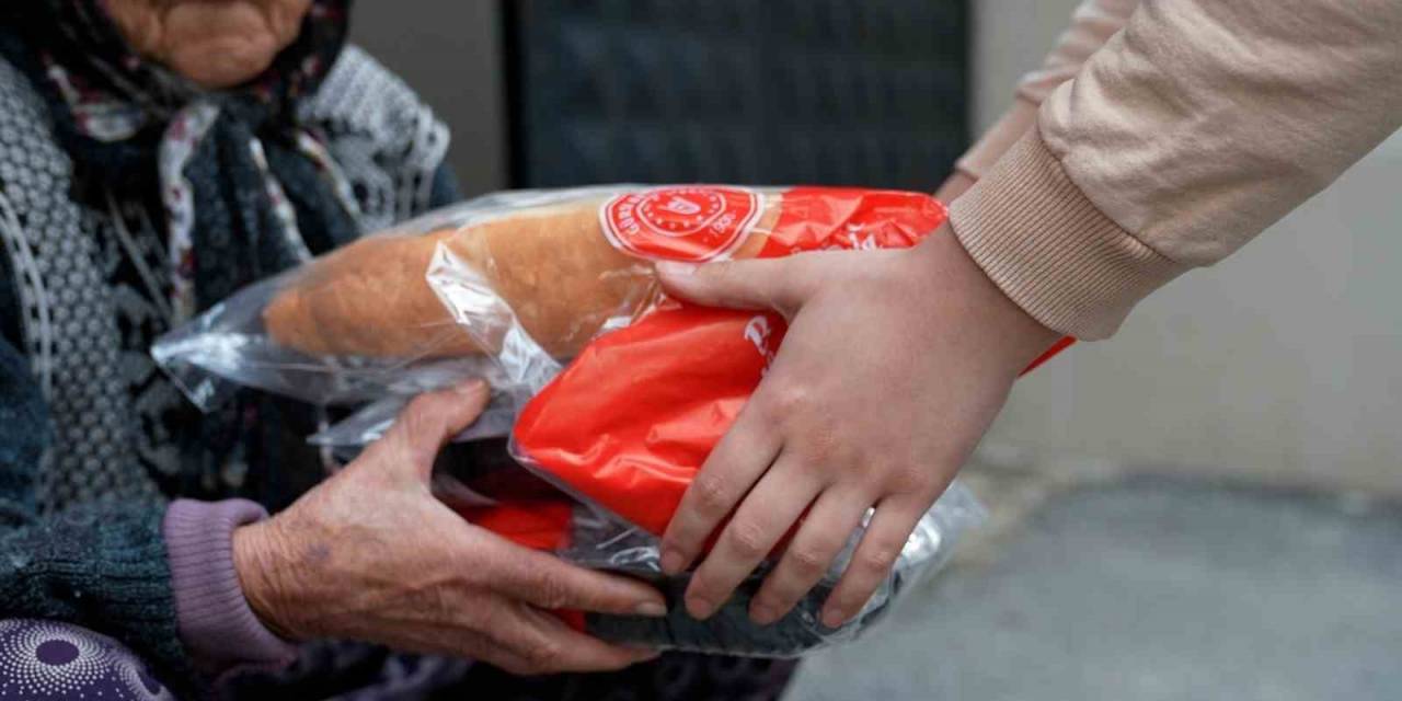 Ramazan Ayının Bereketi İftar Sofralarında