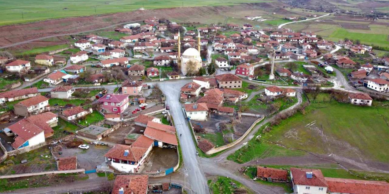 Bu Köyde 5 Yıldır Tek İftar Sofrası Kuruluyor