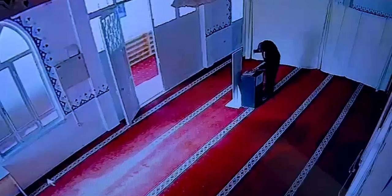 Sadaka Kutusundan Hırsızlık