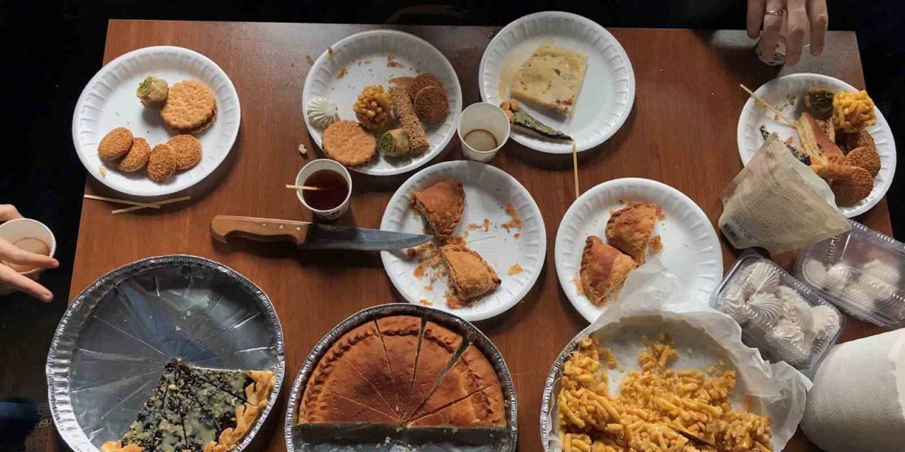 Tatarlar Yöresel Yemeklerini Yapıp Bir Araya Geldi