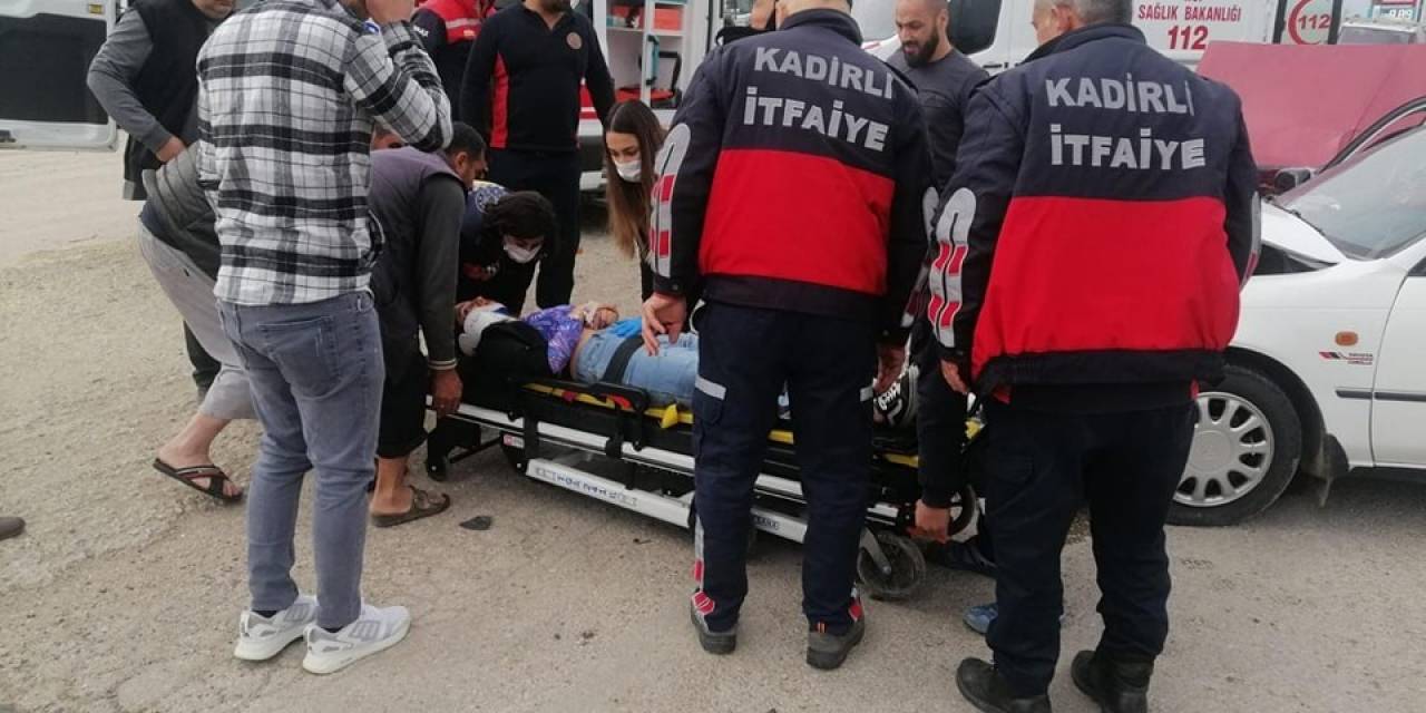 Osmaniye’de İki Otomobil Çarpıştı: 6 Yaralı