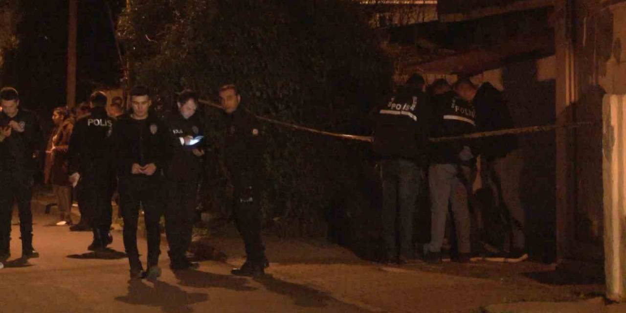 Arnavutköy’de Silahlı Kavga Kameraya Yansıdı