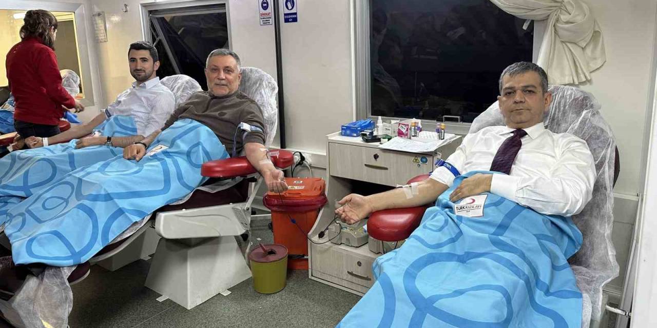 Adaylıkları Belli Olan Milletvekillerinden Kızılay’a "kan" Desteği