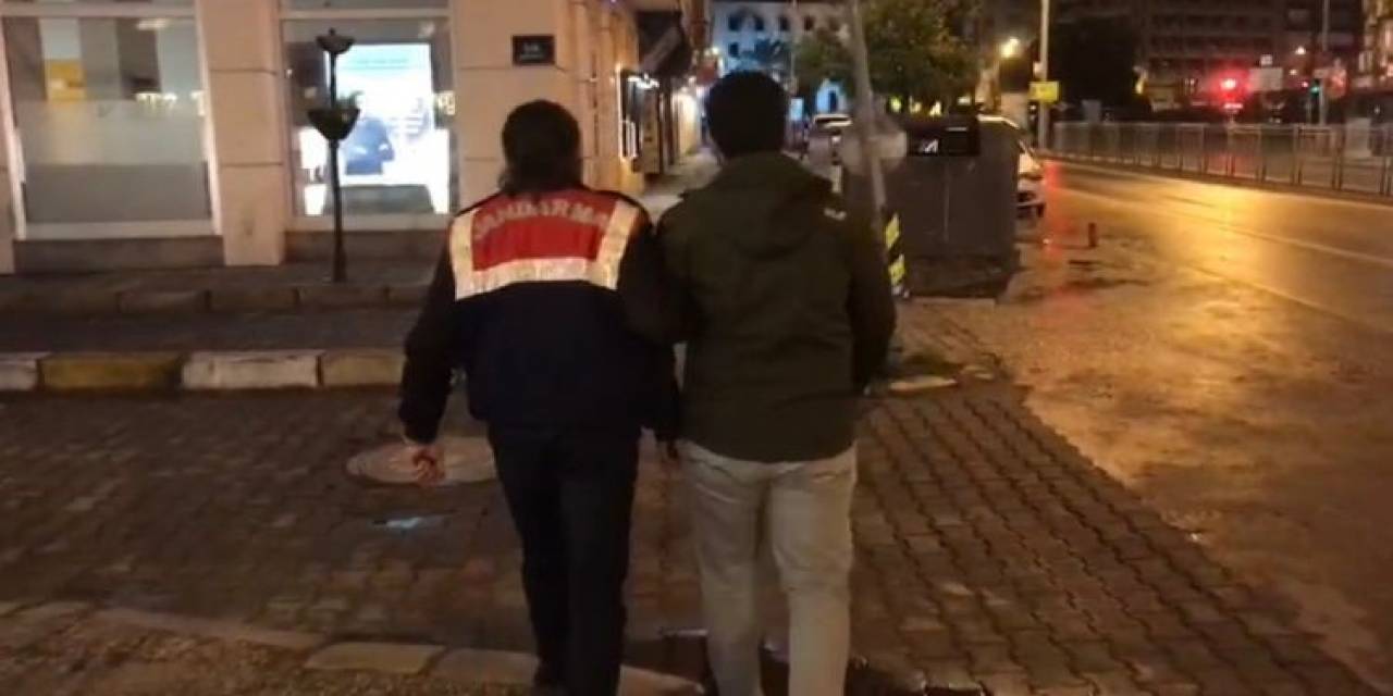 İzmir Merkezli 10 İlde Fetö Operasyonu: 5 Tutuklama
