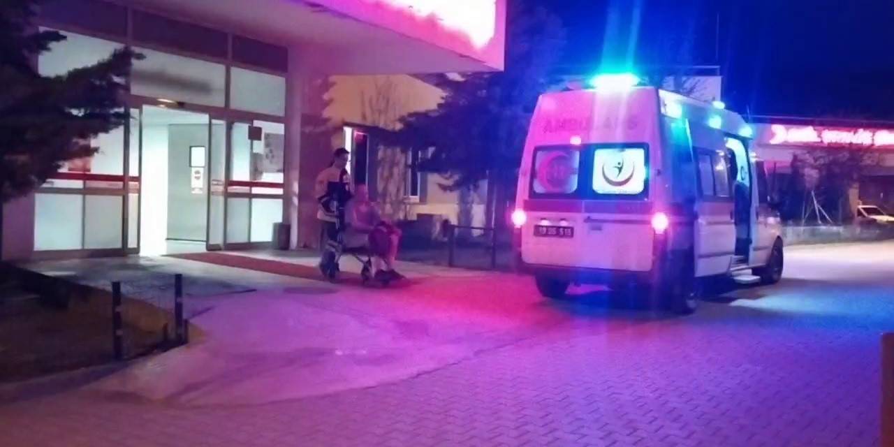 Camiden Çıkanlara Ateş Açıldı: 2’si Kadın 6 Yaralı