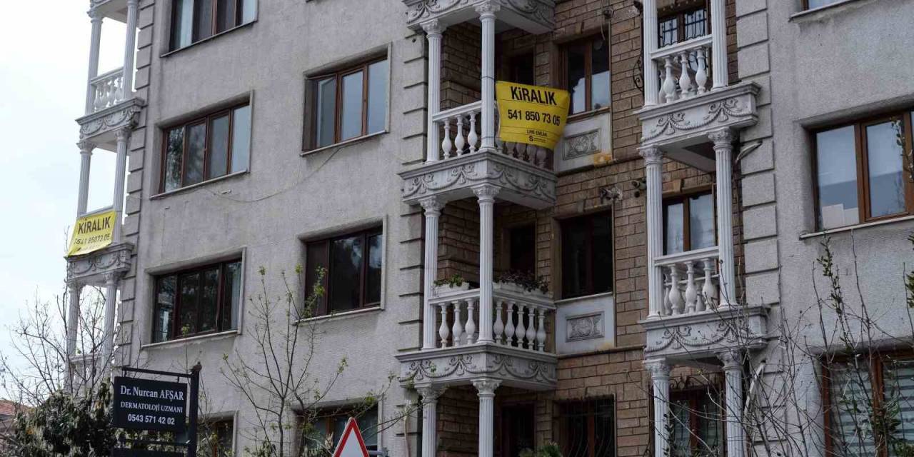 İstanbul’da Fay Hattına Yakın İlçelerdeki Eski Daireler Boş Kaldı