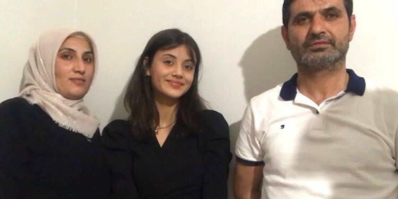 Genç Kızın Resim Yeteneği Herkesi Hayran Bırakıyor