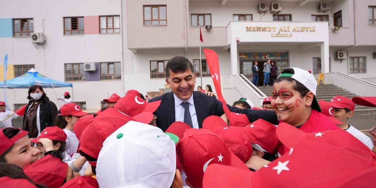 14 Binin Üzerinde Öğrenci Parkurlarda Doyasıya Eğlendi