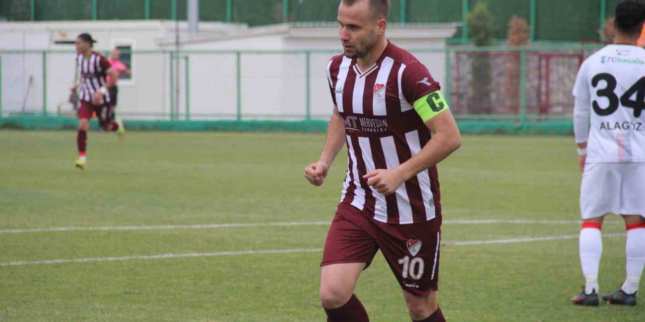 Es Elazığspor’da Kaptan Mesut Cezalı