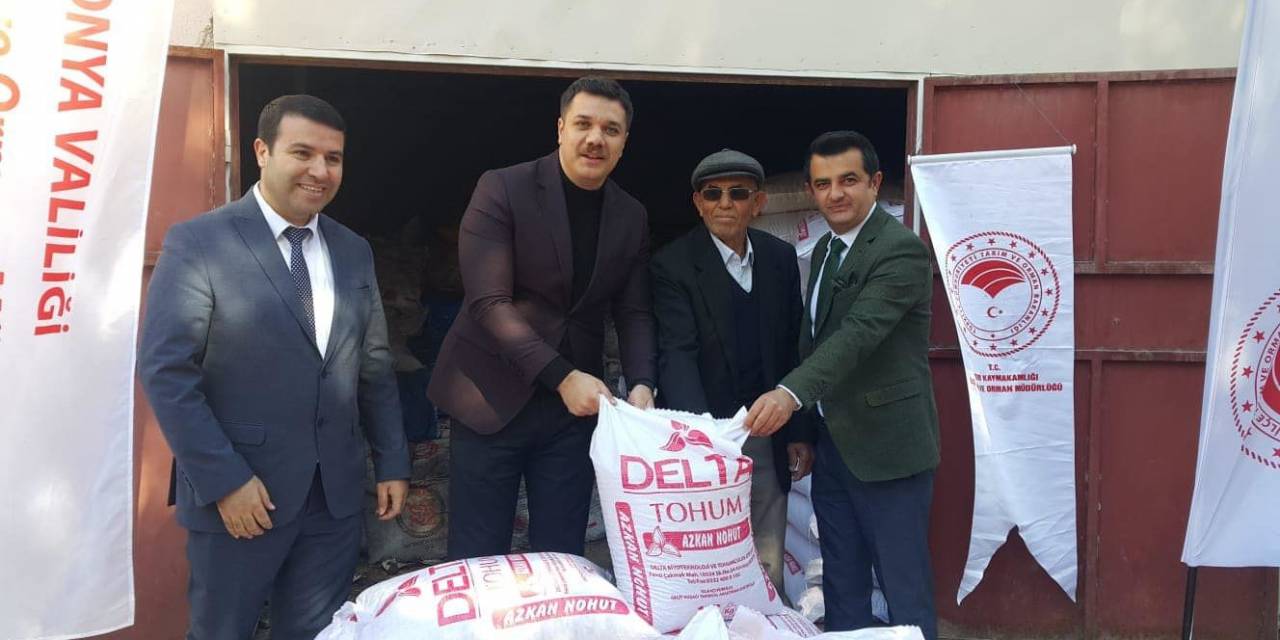 Bozkır’da Yüzde 50 Hibeli Nohut Tohumu Dağıtıldı