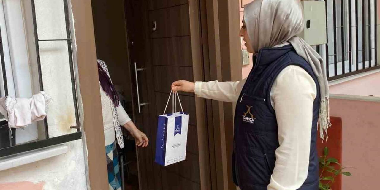 Darıca’da İhtiyaç Sahibi Vatandaşlar Yalnız Bırakılmıyor