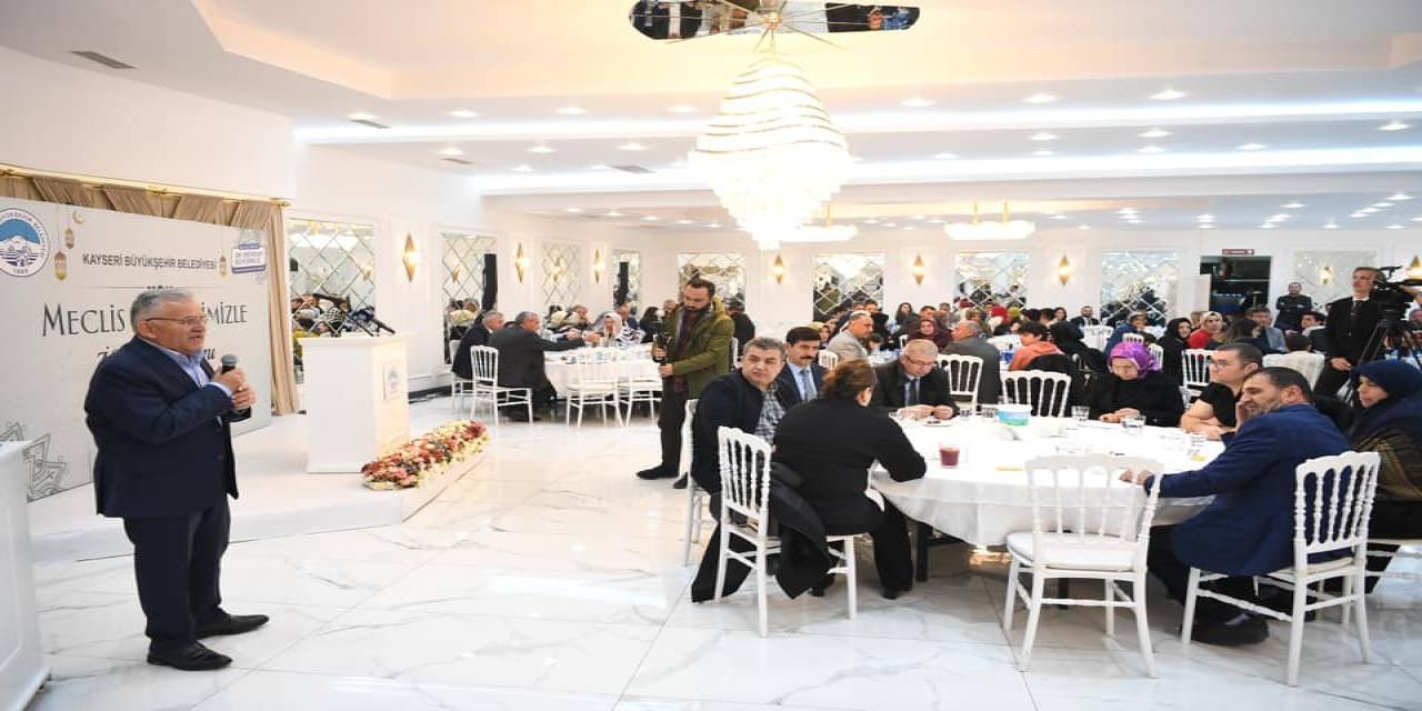 Başkan Büyükkılıç, Meclis Üyeleri Ve Aileleriyle İftarda Buluştu