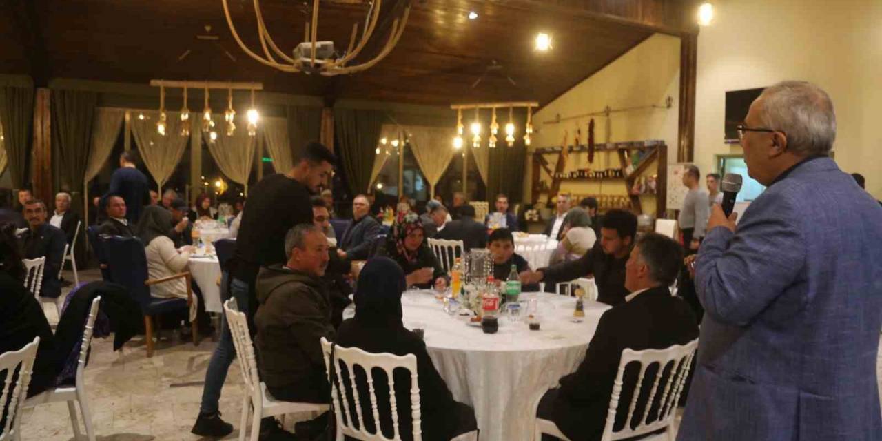 Çamelili Muhtarlar Gönül Sofrasında Buluştu