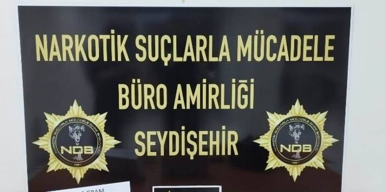 Şüphe Üzerine Durdurulan Aracın Koltuğuna Gizlenmiş Eroin Ele Geçirildi