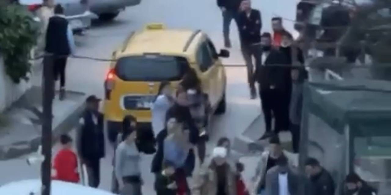 Bursa’da Kadınların Yan Bakma Kavgası Kamerada