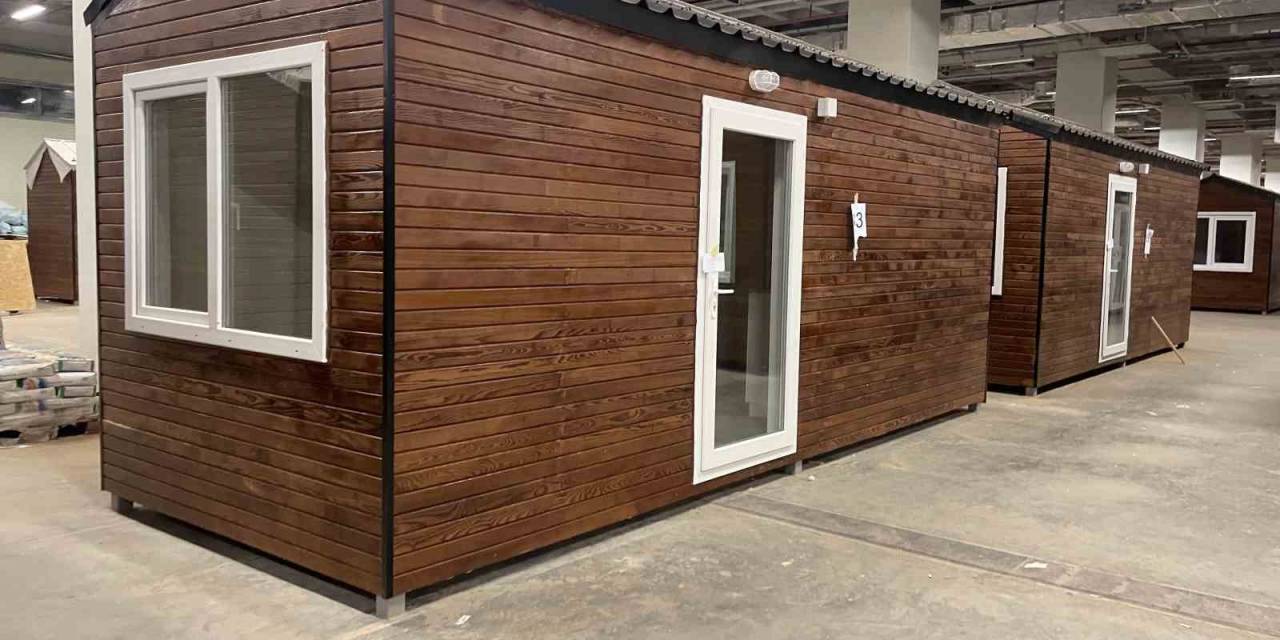 Gönüllülerin Ürettiği ‘taşınabilir Afet Evleri’ Deprem Bölgesine Yola Çıktı