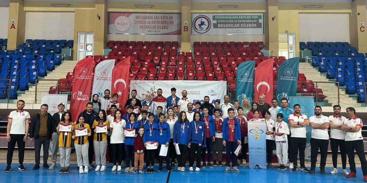 Floor Curling Müsabakaları Sona Erdi