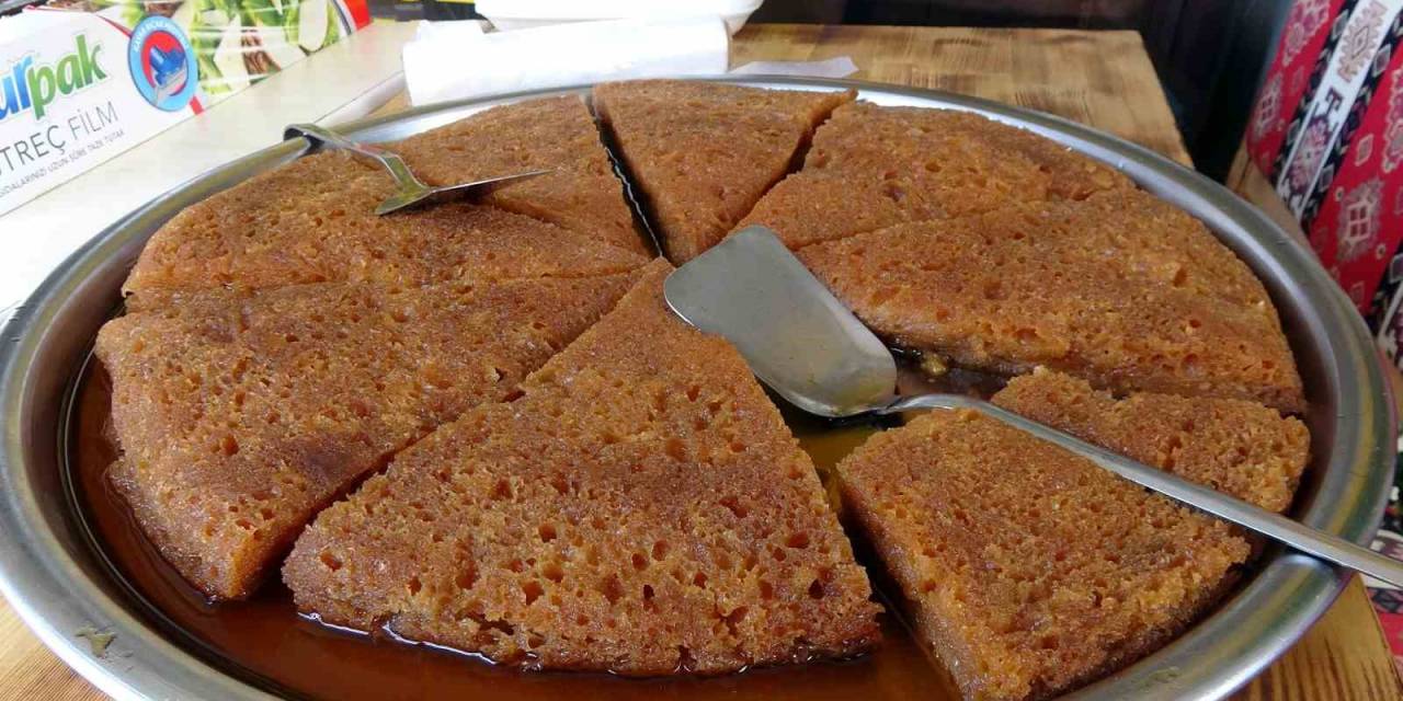 Yozgat’ta Ekmek Kadayıfı İftar Sofralarını Süslüyor