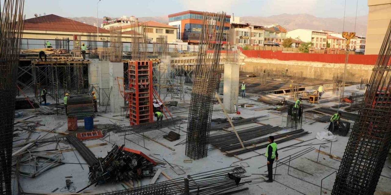 İnşaat Maliyet Endeksi Yıllık Yüzde 72,37, Aylık Yüzde 2,08 Arttı